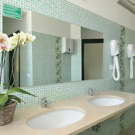 Parco vacanze Baia 4*